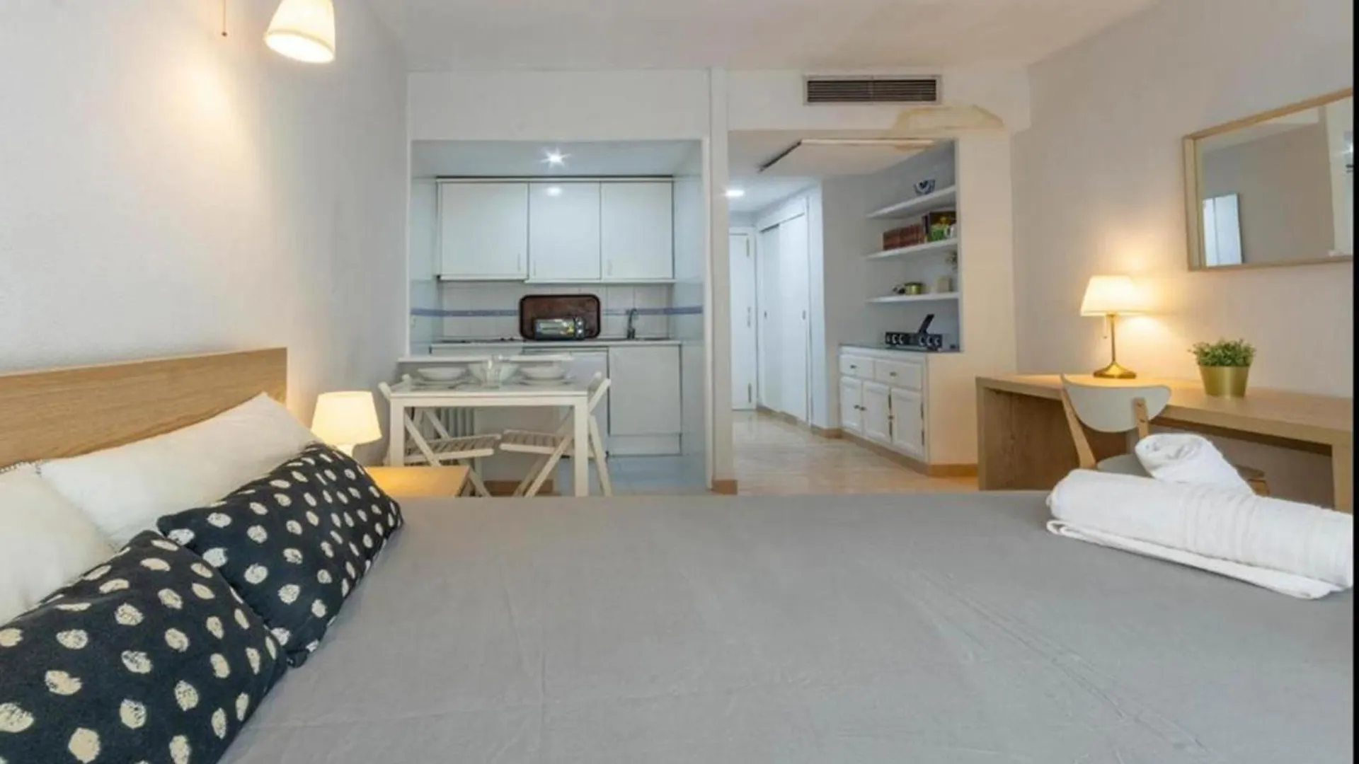 Apartamento En Triana Sevilla 0*, Seville Spain