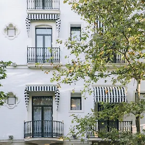 Petit Palace Puerta De Triana Otel